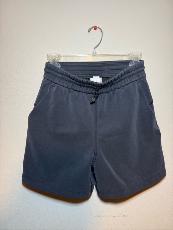 lululemon athletica Pants - lululemon athletica Women’s Charcoal Athletic Drawstring Shorts